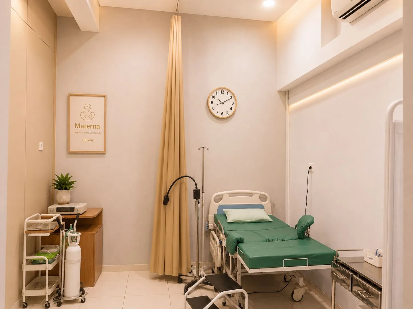 Ruang bersalin Klinik Materna